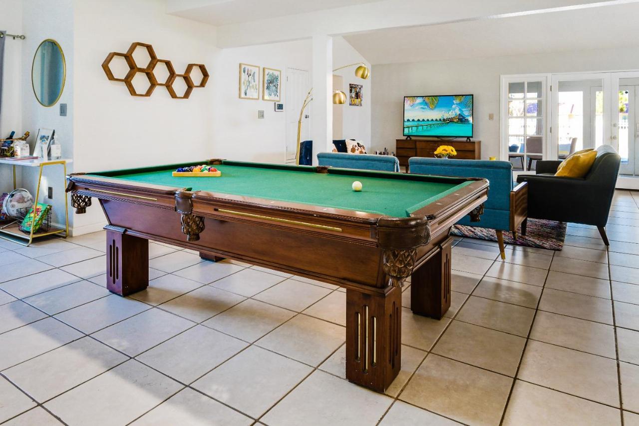 Desert Pool House: Sun, Swim, Sip & Stay Indio Bagian luar foto