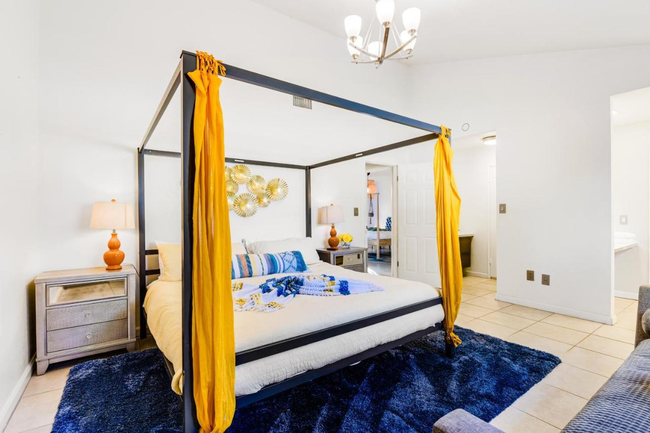 Desert Pool House: Sun, Swim, Sip & Stay Indio Bagian luar foto